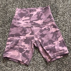 Size 4 align shorts